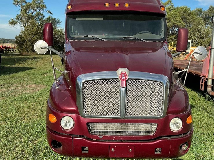 2007-kenworth-t2000-image-15