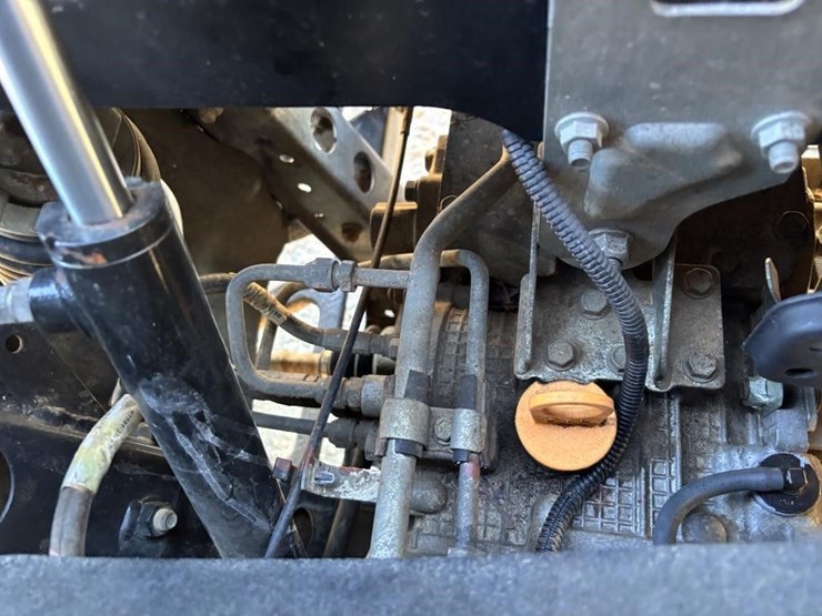 2018-kubota-rtvx1140-image-26