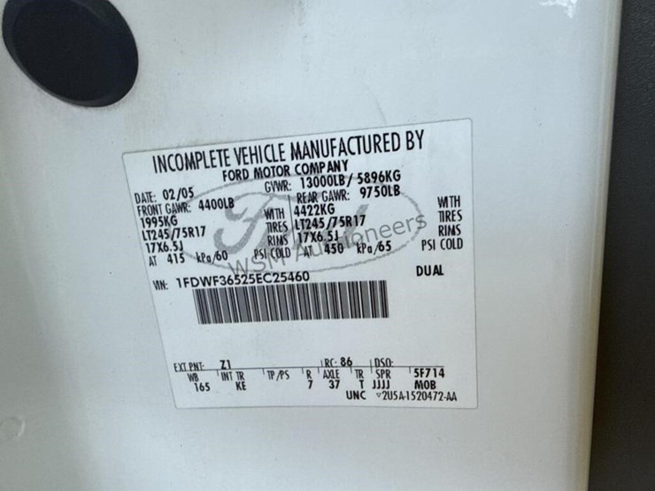 2005-ford-f350-image-14