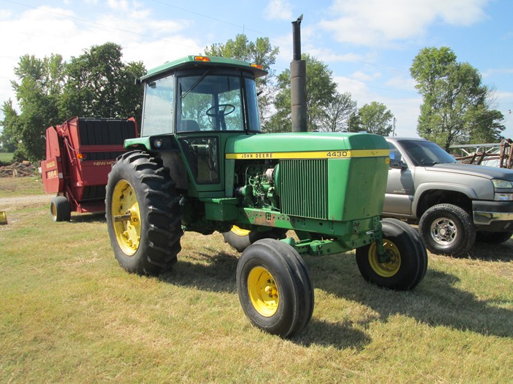 1976-john-deere-4430-image-2