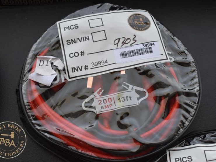future-200-amp-13-ft-jumper-cables-with-storage-case-image-1
