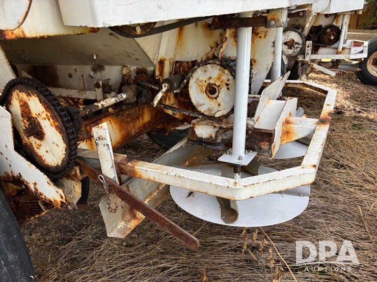 dry-spreader-buggy-(dr12304-unit-#52)-image-20