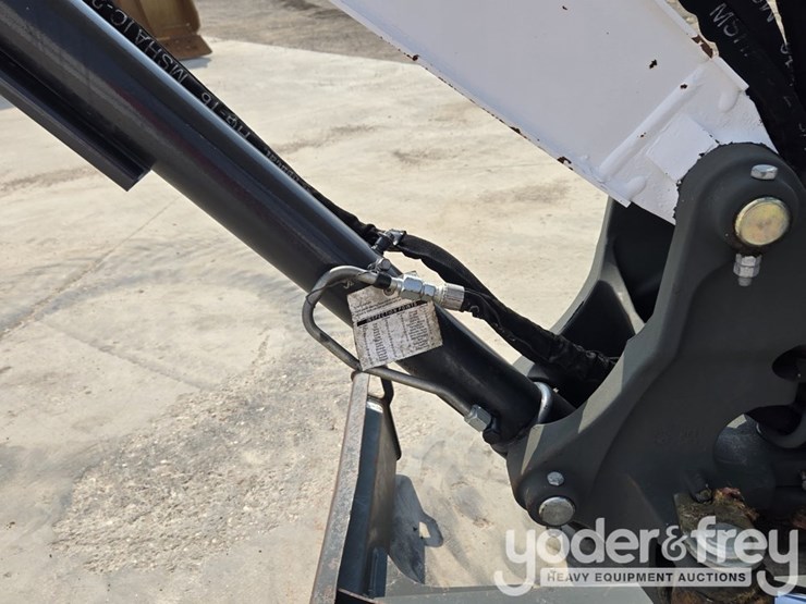 2021-bobcat-e35-image-30