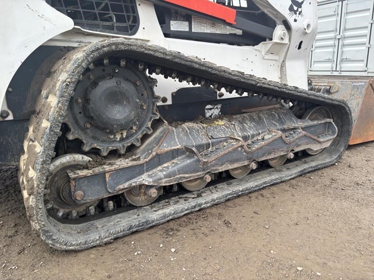 2021-bobcat-t770-image-17