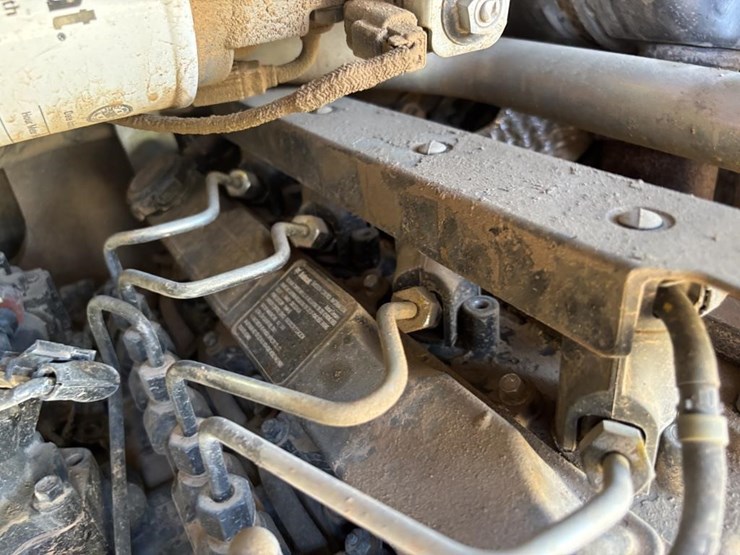 2022-bobcat-t62-image-42