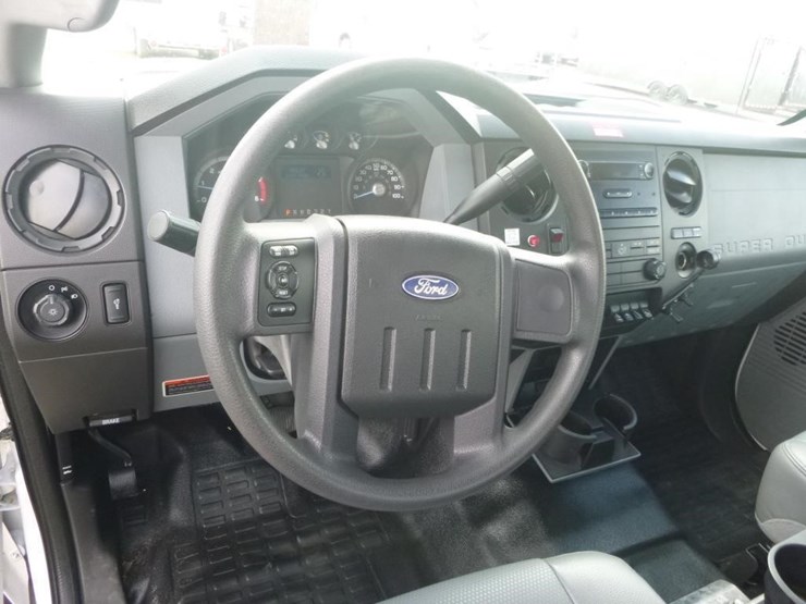 2012-ford-f450-image-21