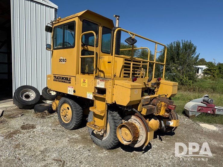 trackmobile-tm3050-railcar-mover-(np6170)-image-7