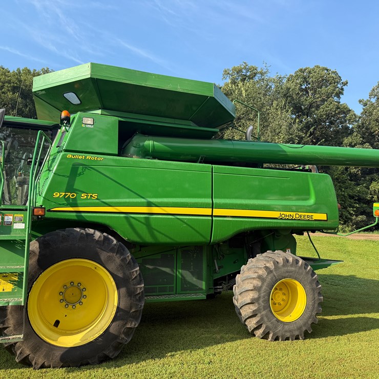 2010 JOHN DEERE 9770 STS