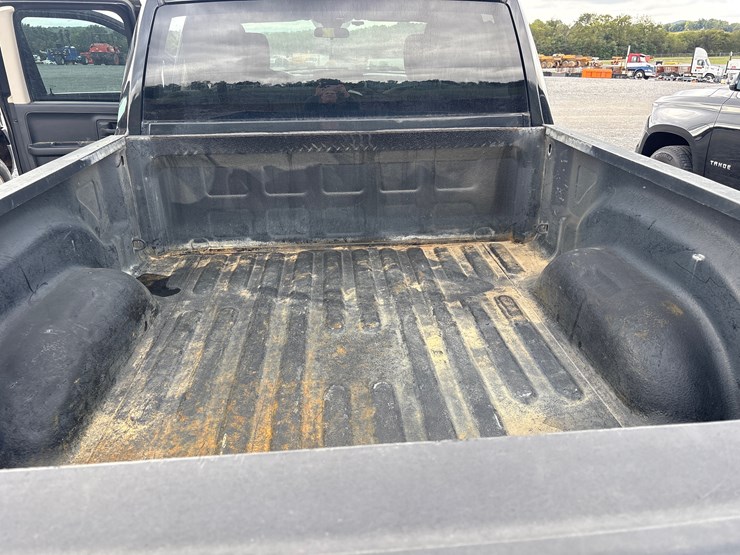 #29326-•-ram-1500-puckup-truck-image-10