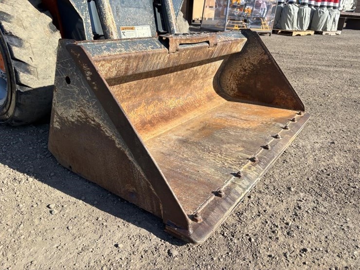 2019-gehl-rt105-image-10