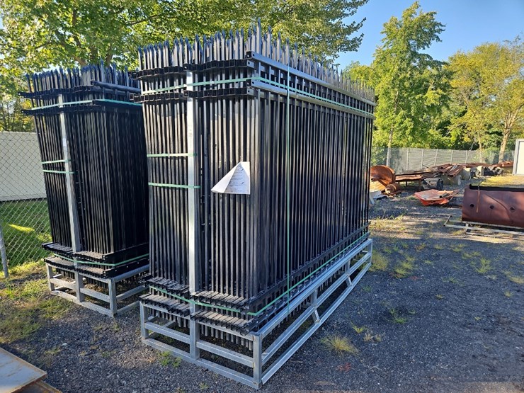 (24)-10'-steel-fence-sections,-image-2
