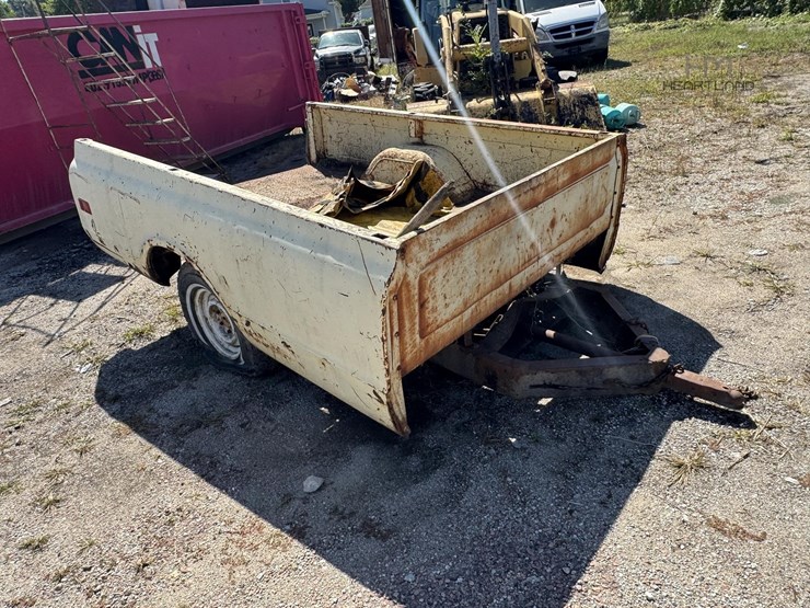 lot-of-(2)-pickup-truck-beds-lot-of-(2)-pickup-truck-beds-image-8
