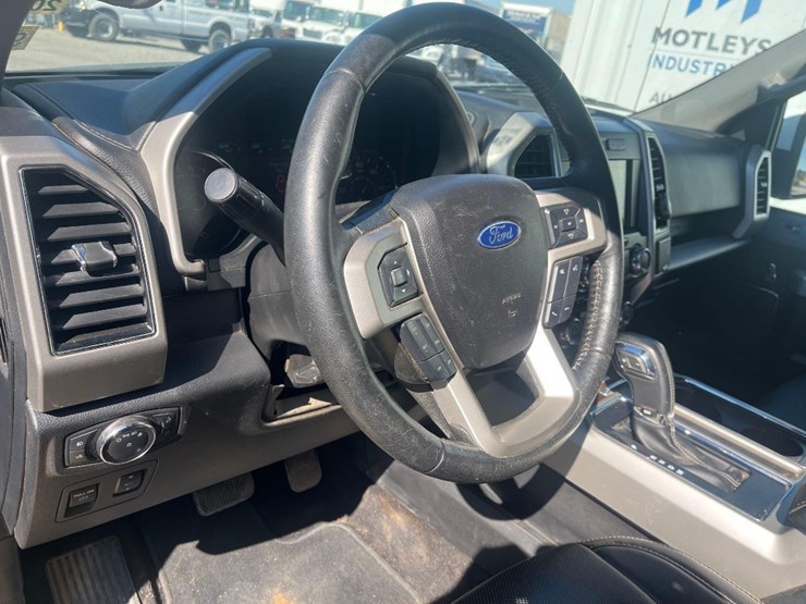 2018-ford-f150-xlt-image-6