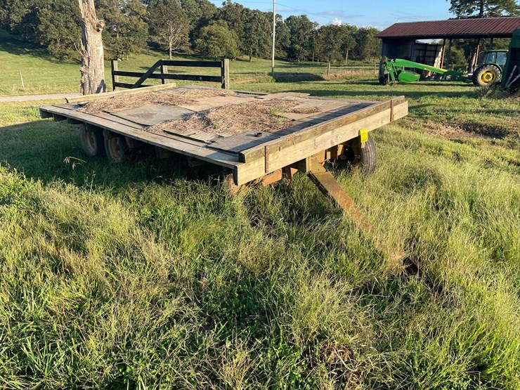 tandem-axle-hay-wagon-as-is-image-2