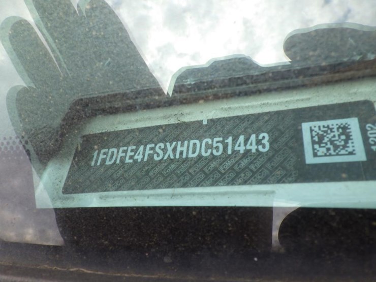 2017-ford-e450-image-15