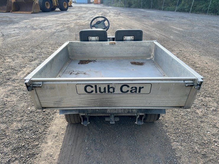 club-car-turf-ii-utility-cart-image-4