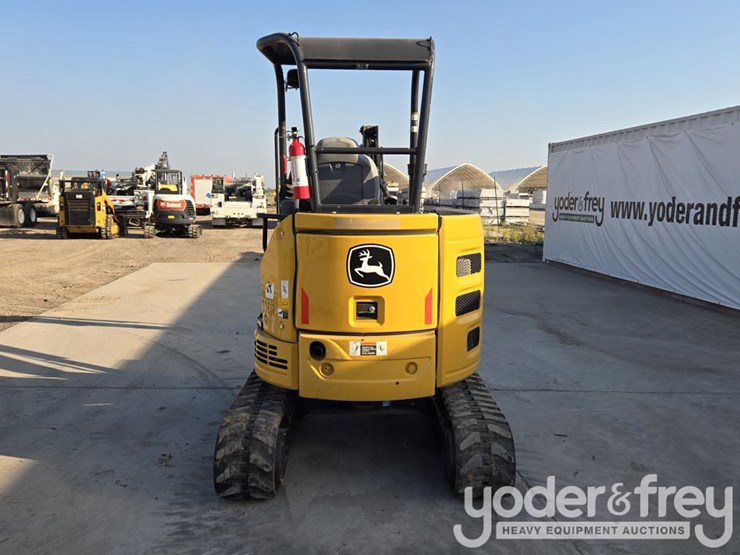 2022-deere-26g-image-4