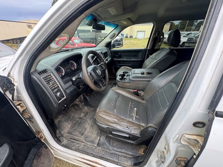 2016-ram-4500-tradesman-image-8