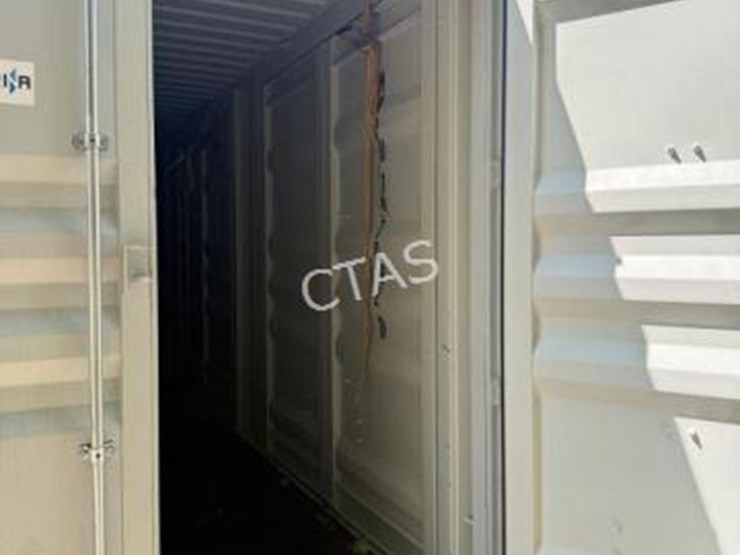 #82-•-40'-high-cube-conex/shipping-container---one-trip-image-8
