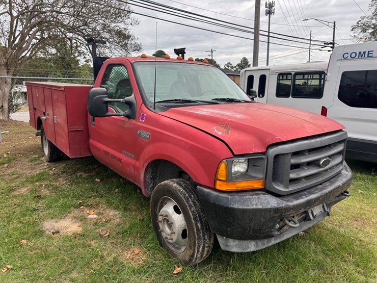 2001-ford-f550-image-2