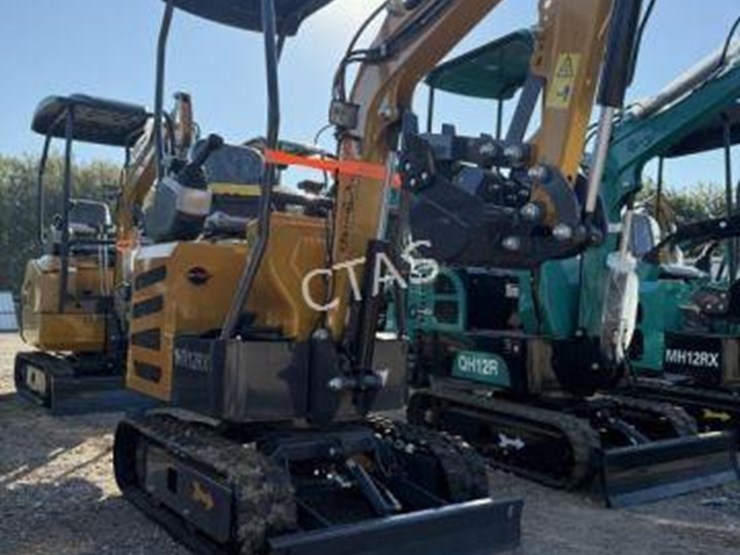 #71-•-mini-excavator---gas---model:-mx12rx-image-2