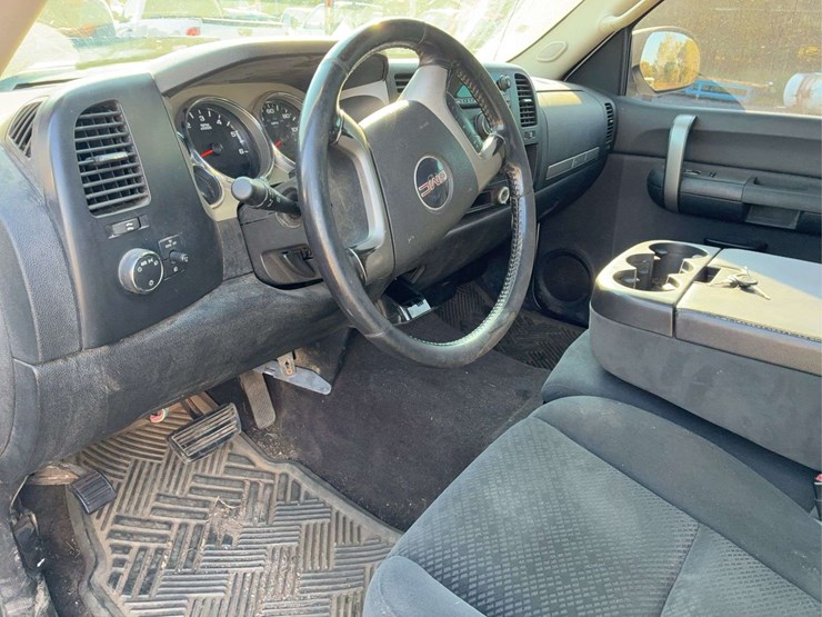 2008-gmc-sierra-image-30