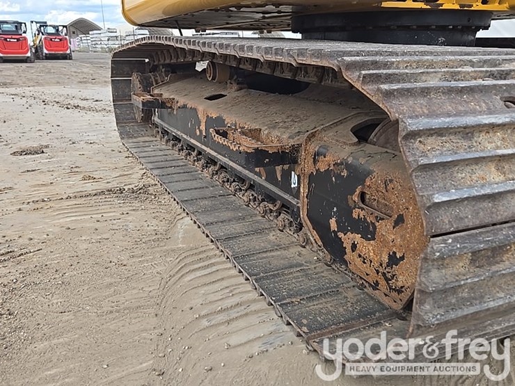 2022-deere-130g-image-20