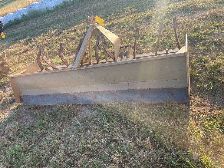 8'-3pt-a-&-b-yard-box-image-8