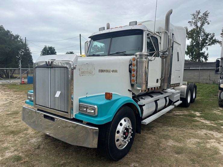 2006-western-star-4900-image-1