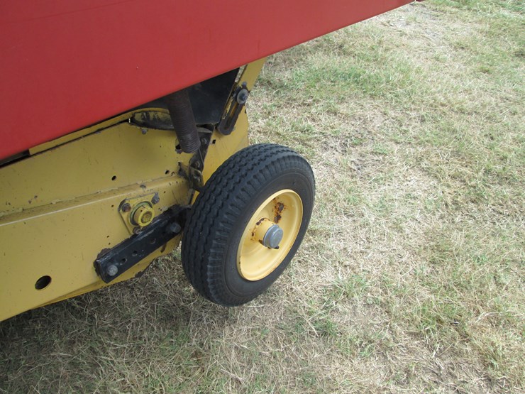 new-holland-664-image-12