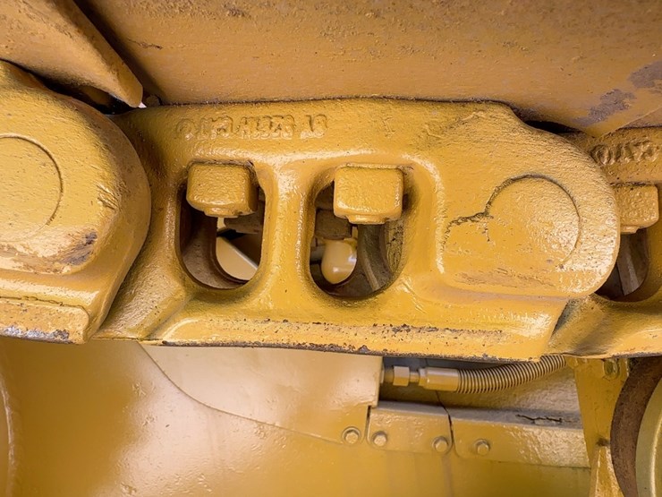 1988-caterpillar-d4h-image-16