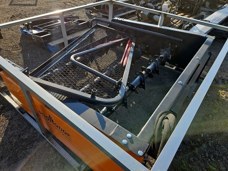 landhonor-round-bale-processor-image-4