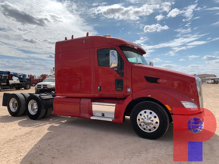 2012-peterbilt-587-image-6