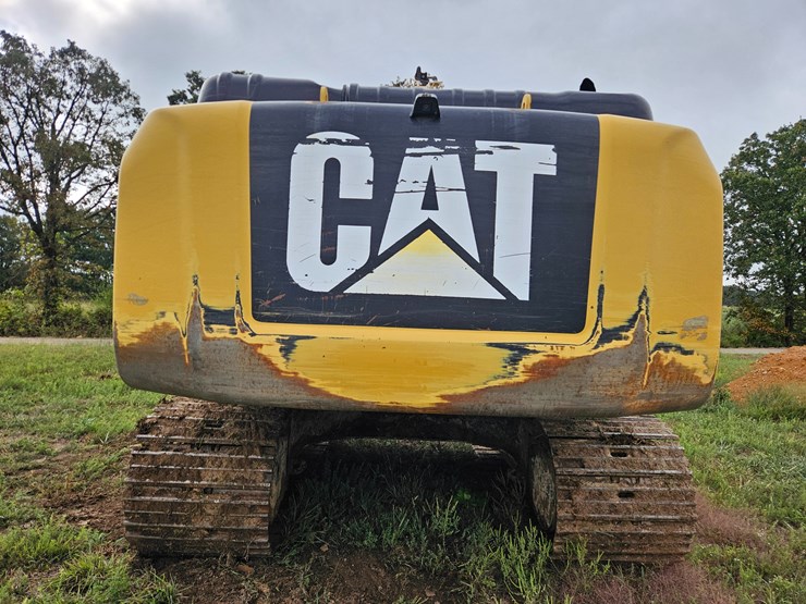 2017-caterpillar-336f-image-17
