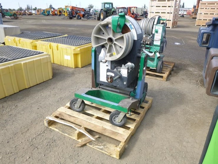 greenlee-854-electric-conduit-bender-image-3