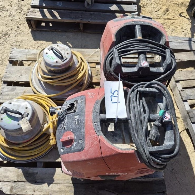 Hilti Wet/Dry Construction Vacuums
