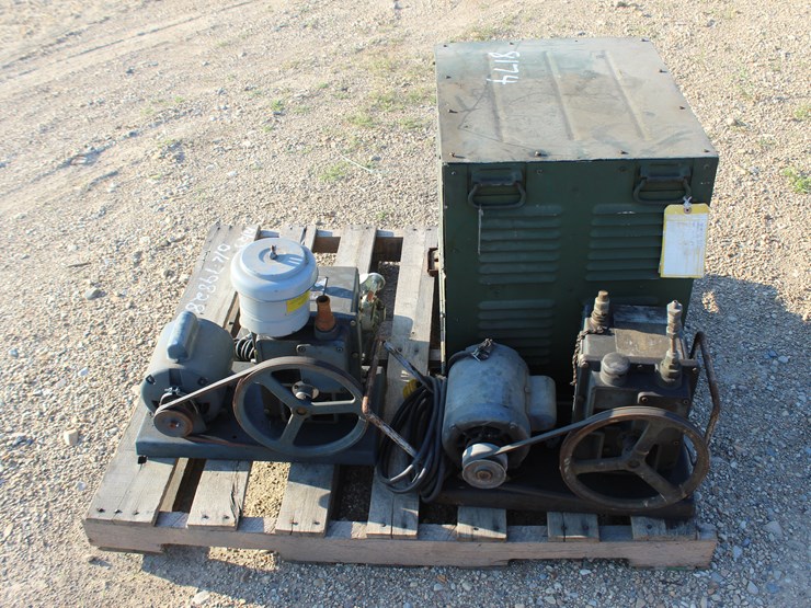 #8174-•-pallet-of-misc-items-image-2