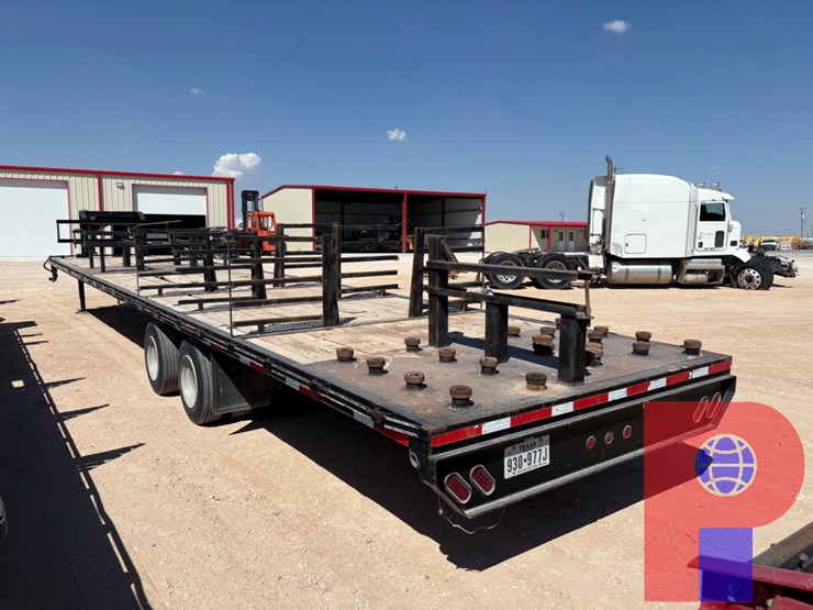 2018-falcon-trailers-40’-x-102”-t/a-gooseneck-tool-transport-trailer-image-4