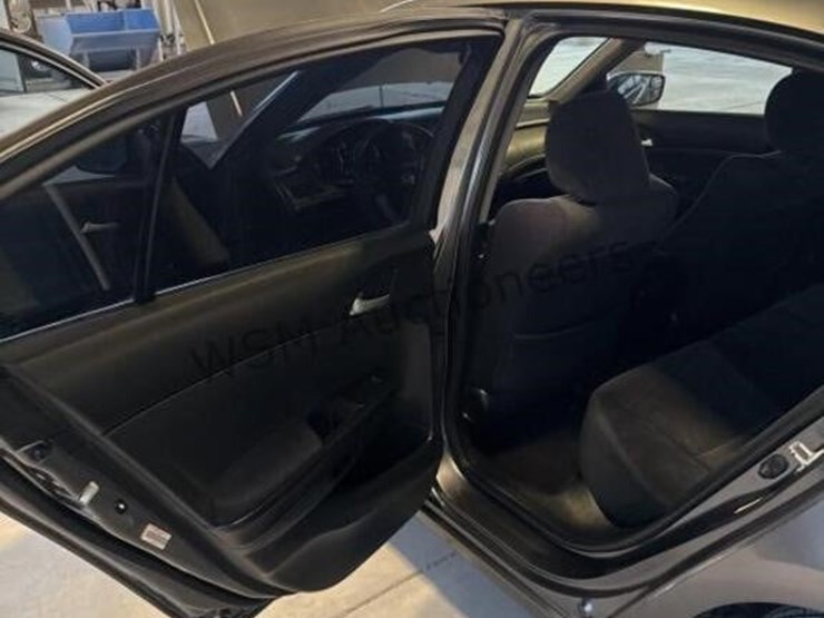 2008-honda-accord-lx-sdn-image-25