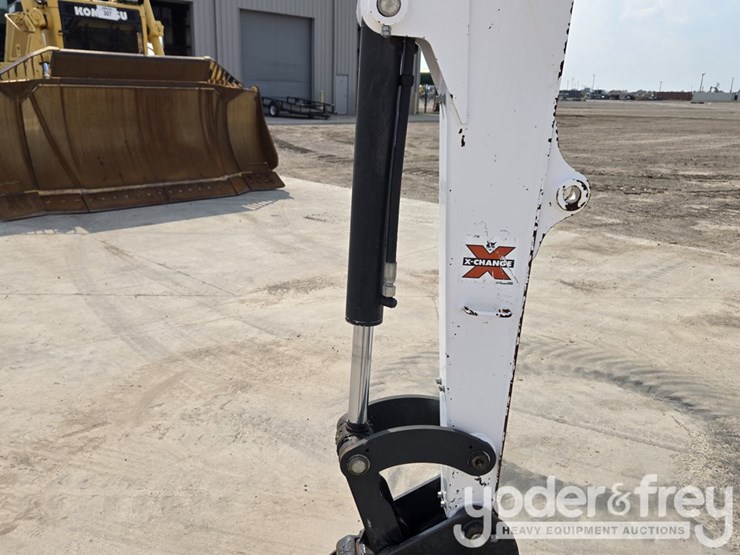 2021-bobcat-e35-image-26