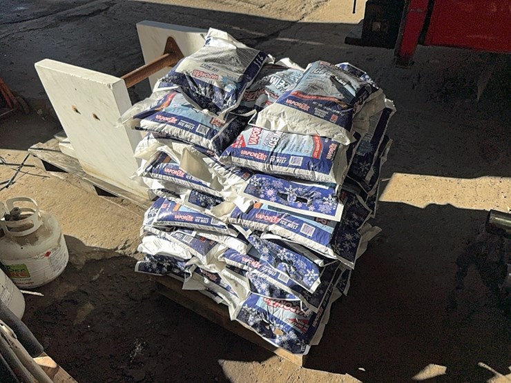 pallet-of-vaporizer-rock-salt-support-equipment-image-1