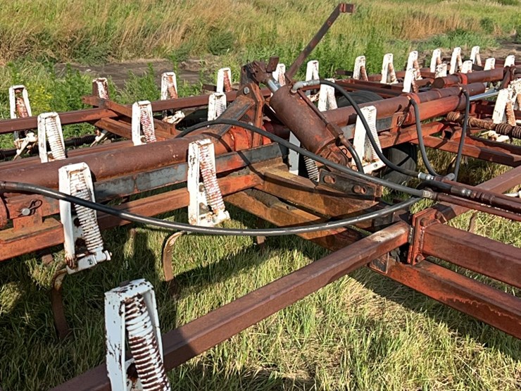wilrich-43’-field-cult-image-5