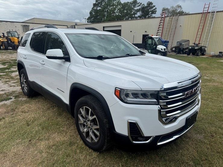 2020-gmc-acadia-slt-image-2
