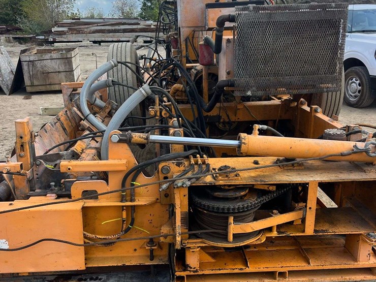curb-master-concrete-paver-model-2000fp-image-10