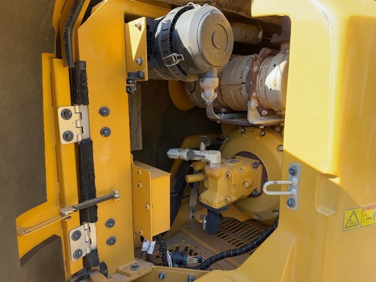 2015-caterpillar-308e2-cr-image-33