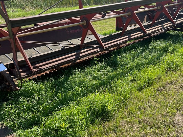 18’-versatile-swather-image-2