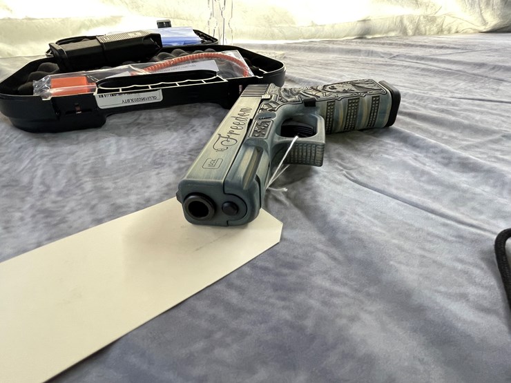 #4009-•-glock-19-gen-3-"liberty"-edition,-sn:-akyh330-image-4