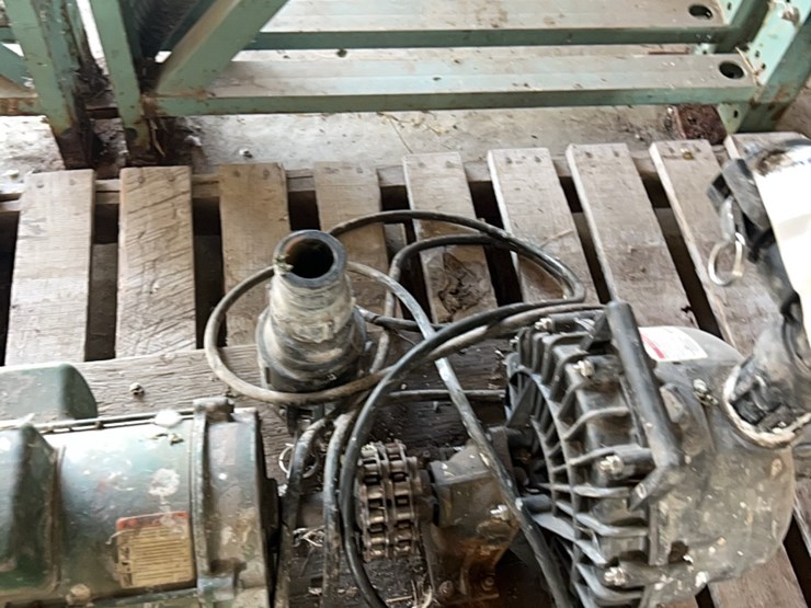 220-single-phase-pump-with-fittings-image-9
