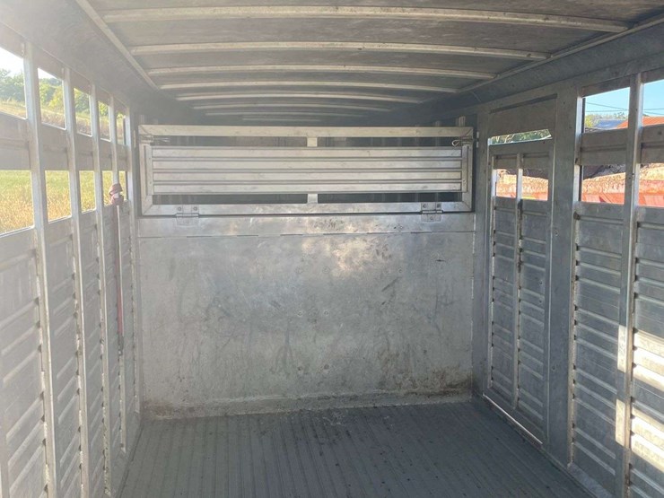 2003-20'x7'-feather-lite-aluminum-livestock-trailer-image-22