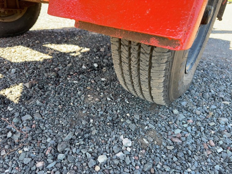 eeger-beever-tow-behind-wood-chipper-image-11